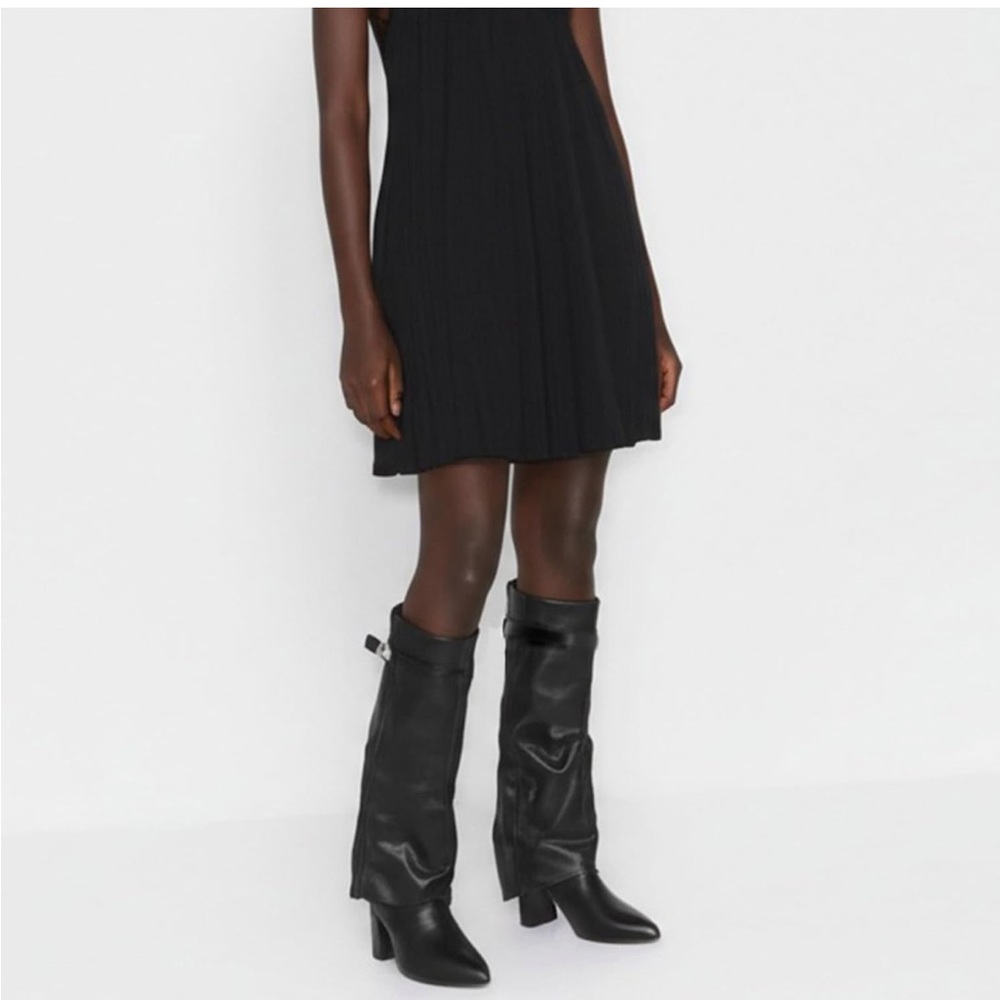 Elegant Black Women's Boots - Picture 4 of 5